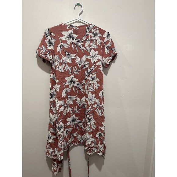 Roxy Floral Wrap Dress Cap Sleeves Womens 6 Waist Tie Mauve Indie Low Neckline - Picture 4 of 4